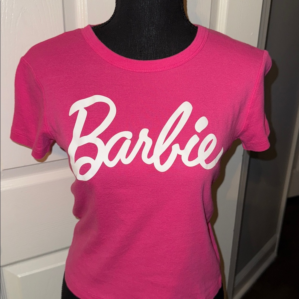 π€BARBIE PINK CROP TOP SIZE Sπ€ - Picture 2 of 7